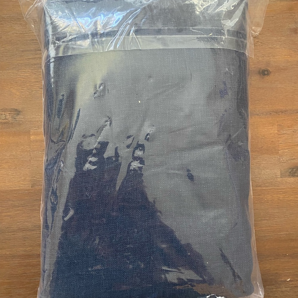 Sheer curtains navy blue 54 x 96 - Picture 5 of 5